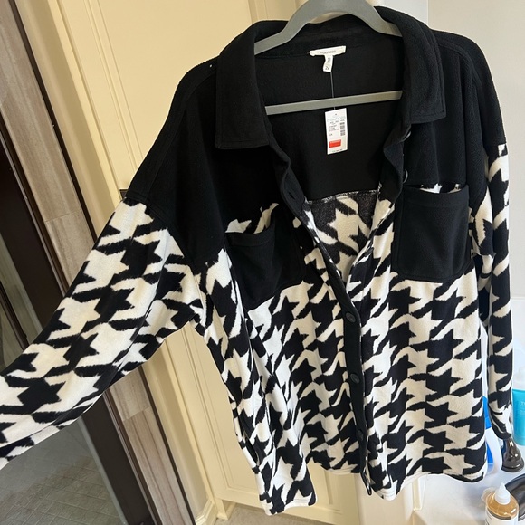 Plush Button Up - Picture 3 of 4